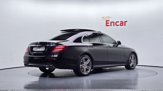 MERCEDES BENZ E-CLASS W213 2020