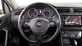 VOLKSWAGEN TIGUAN  2 GENERATION 2.0 TDI Premium 2020