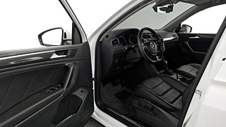 VOLKSWAGEN TIGUAN  2 GENERATION 2.0 TDI Premium 2020