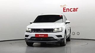 VOLKSWAGEN TIGUAN  2 GENERATION 2.0 TDI Premium 2020