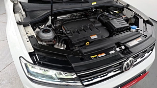 VOLKSWAGEN TIGUAN  2 GENERATION 2.0 TDI Premium 2020