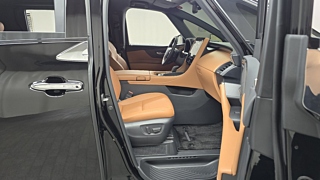 TOYOTA ALPHARD  4 GENERATION AWD 2024