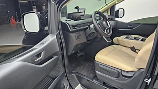 HYUNDAI STARIA  L3.5 Cargo 3 Seater 2025