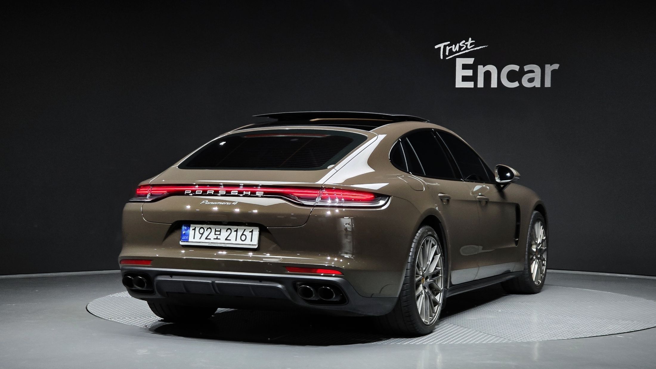 PORSCHE PANAMERA 971 2023