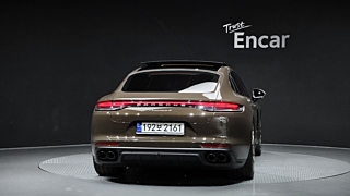 PORSCHE PANAMERA 971 2023