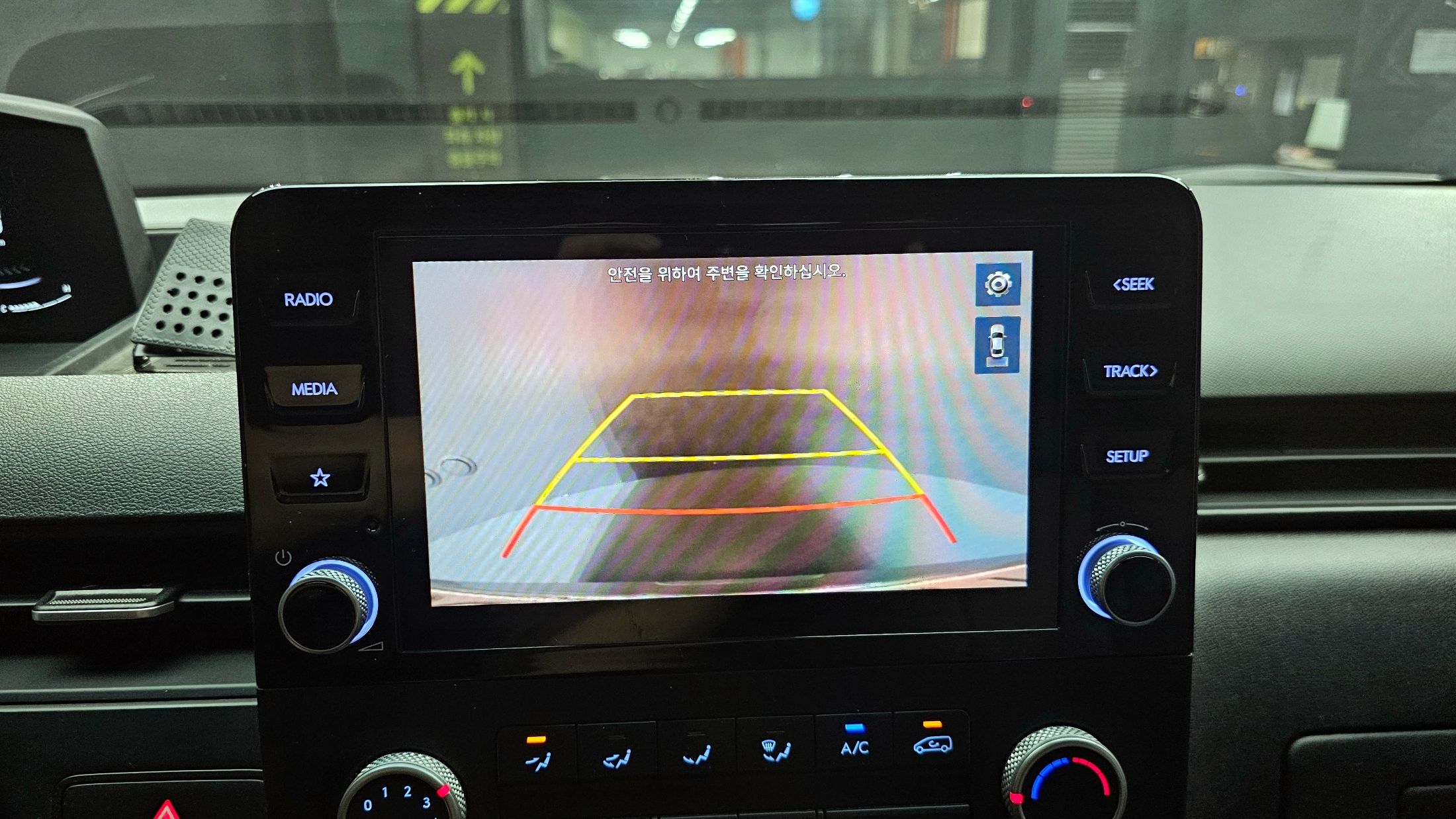 HYUNDAI STARIA 2021