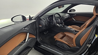 AUDI TT8S 2016