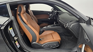 AUDI TT8S 2016
