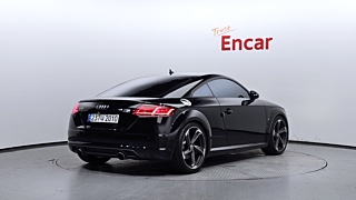 AUDI TT8S 2016