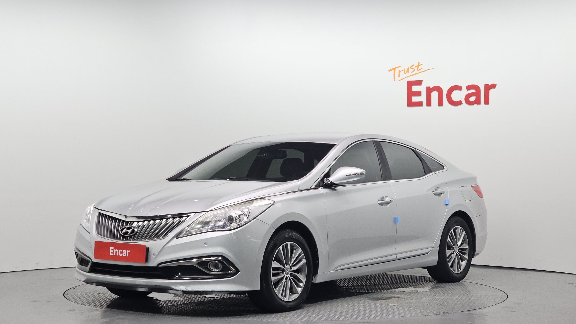 HYUNDAI GRANDEUR HG 2014