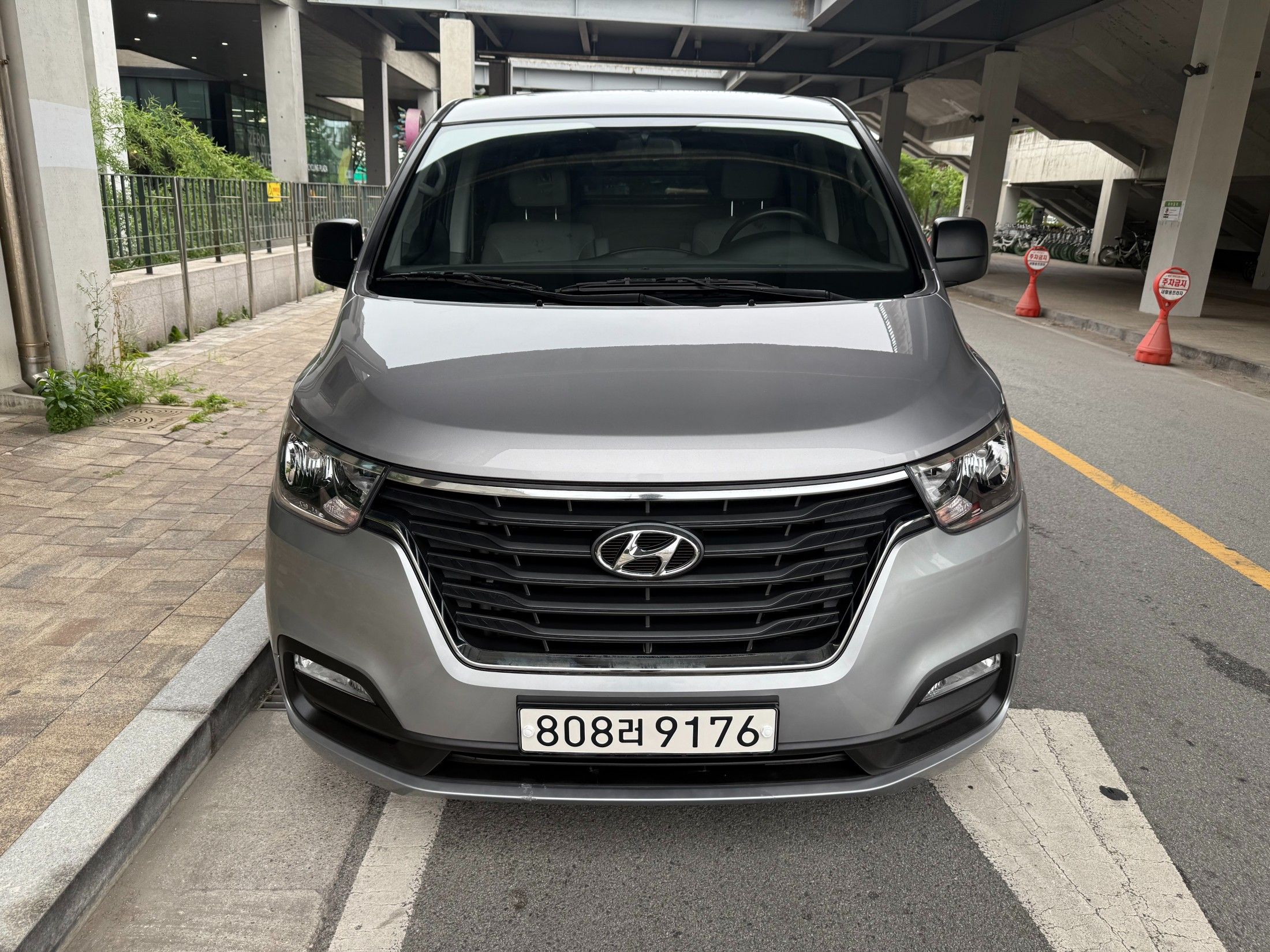 HYUNDAI STAREX GRAND 2021