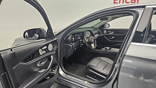 MERCEDES BENZ E-CLASS W213 2018