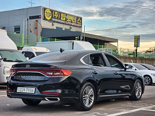 HYUNDAI GRANDEUR IG 2017