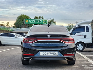 HYUNDAI GRANDEUR IG 2017