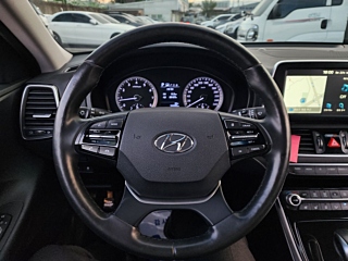 HYUNDAI GRANDEUR IG 2017