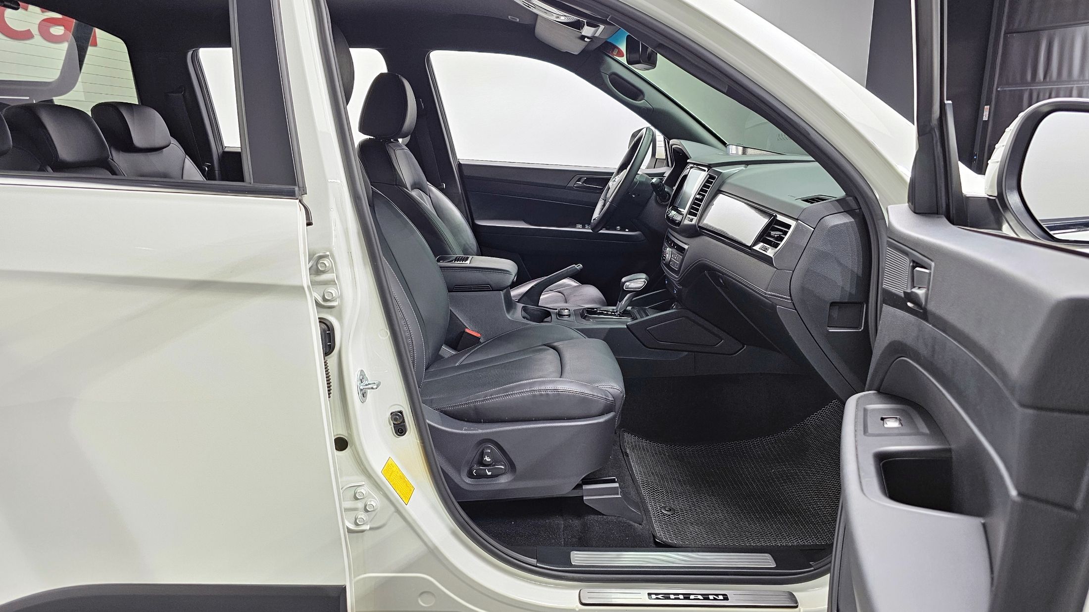 SSANGYONG REXTON SPORTS CAR 2022