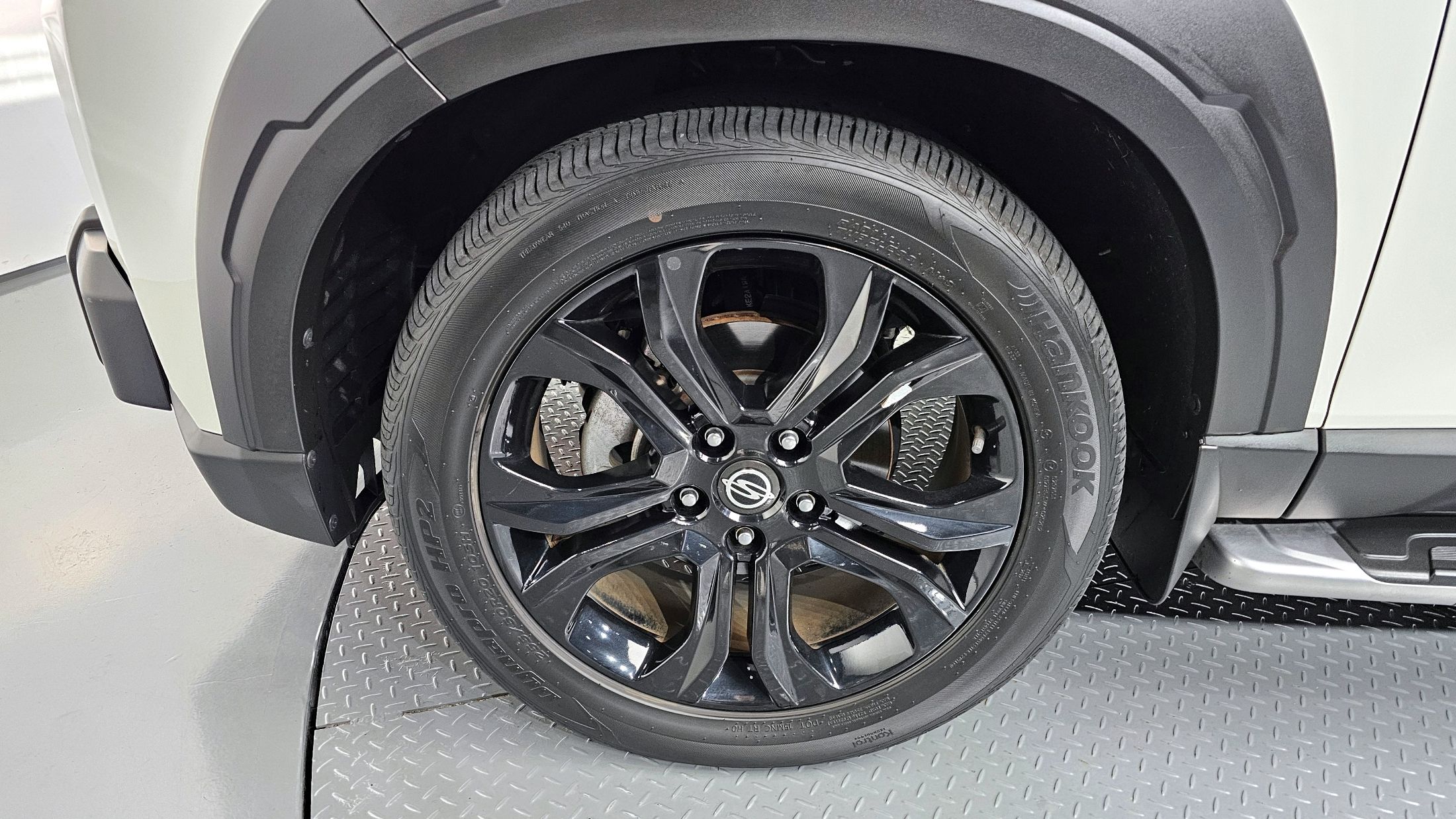 SSANGYONG REXTON SPORTS CAR 2022