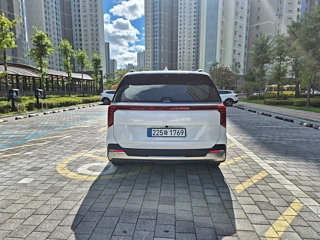 KIA CARNIVAL  2025