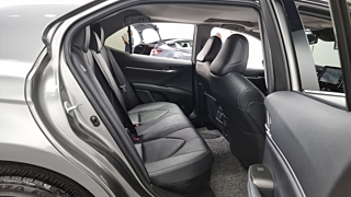TOYOTA CAMRY XV70  2.5 XLE Hybrid 2024
