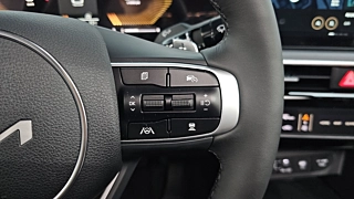 KIA K5 2025