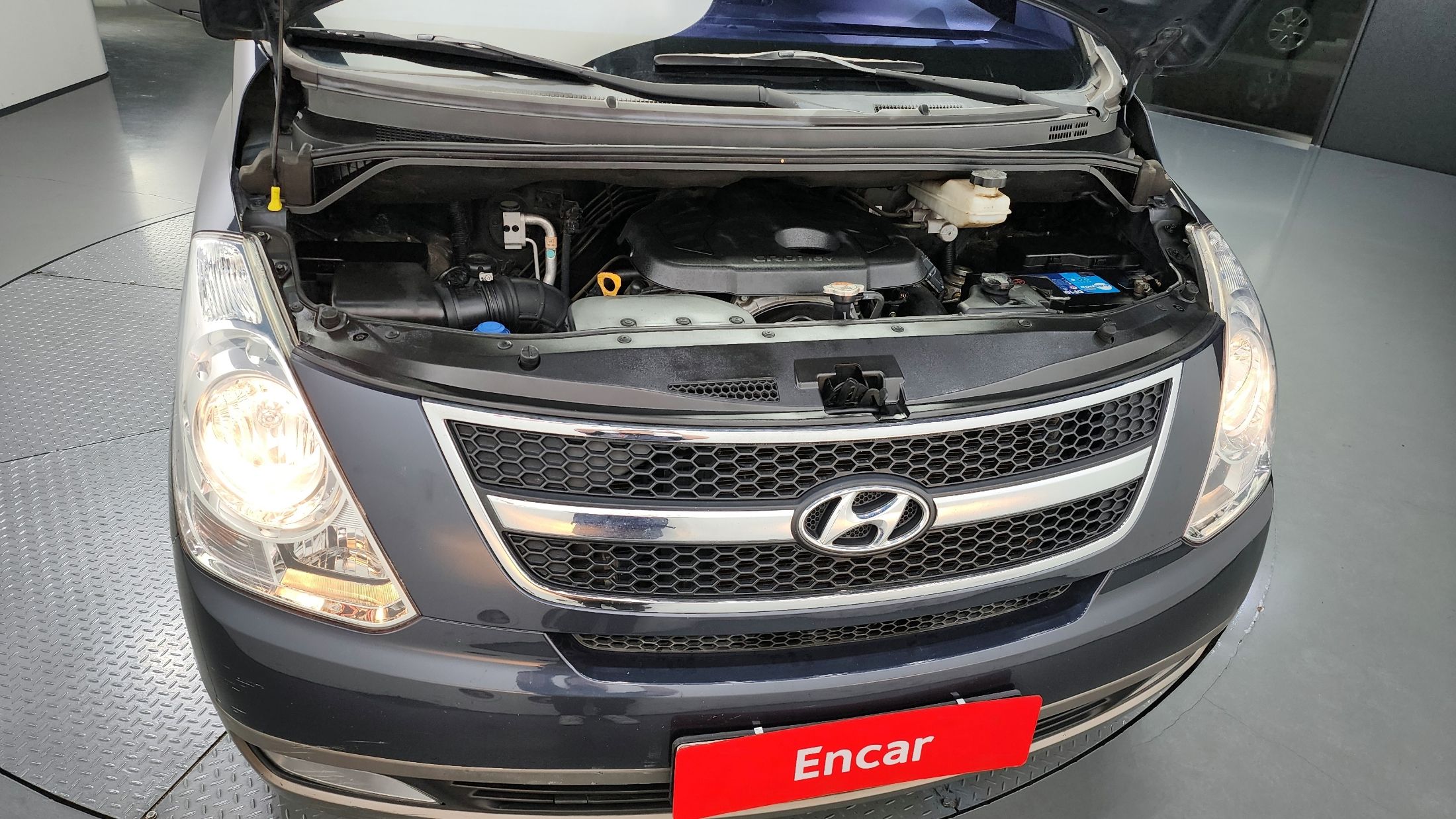 HYUNDAI STAREX GRAND 2014