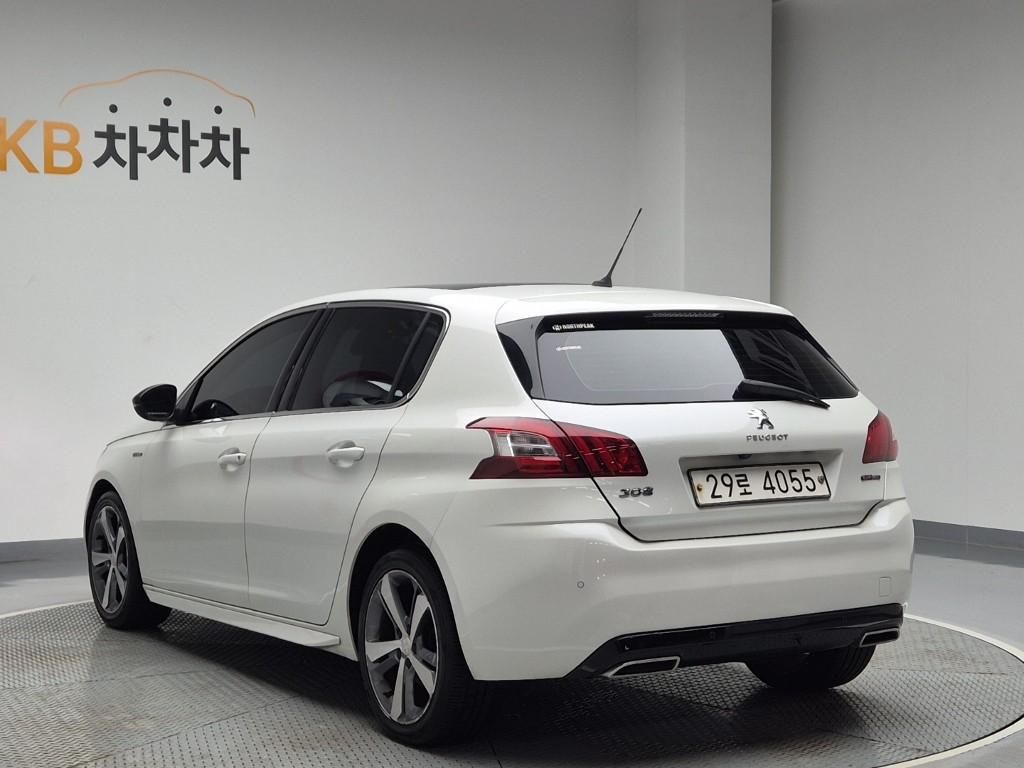 PEUGEOT 308 2018