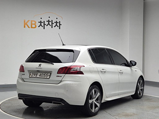 PEUGEOT 308 2018