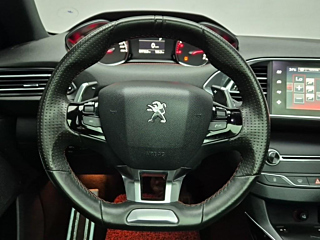 PEUGEOT 308 2018