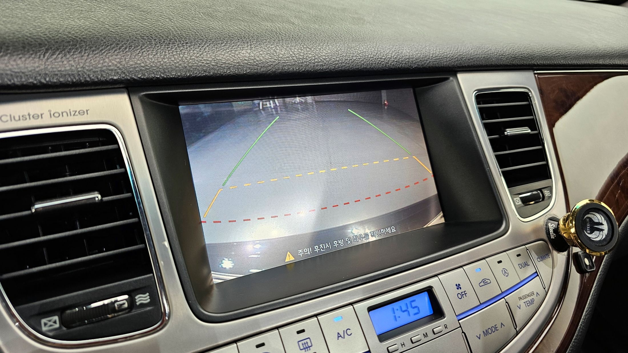 HYUNDAI GENESIS 2009