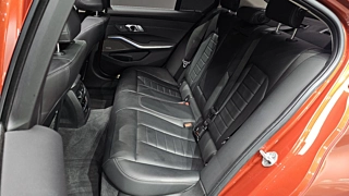 BMW 3-SERIES G20  320i Luxury 2021