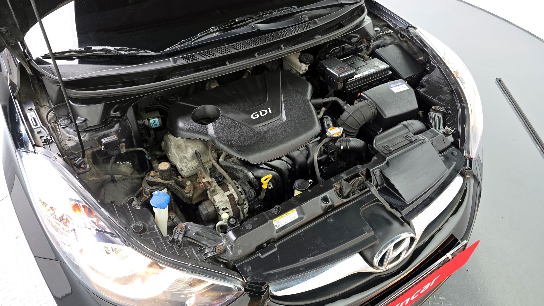 HYUNDAI AVANTE MD 2011