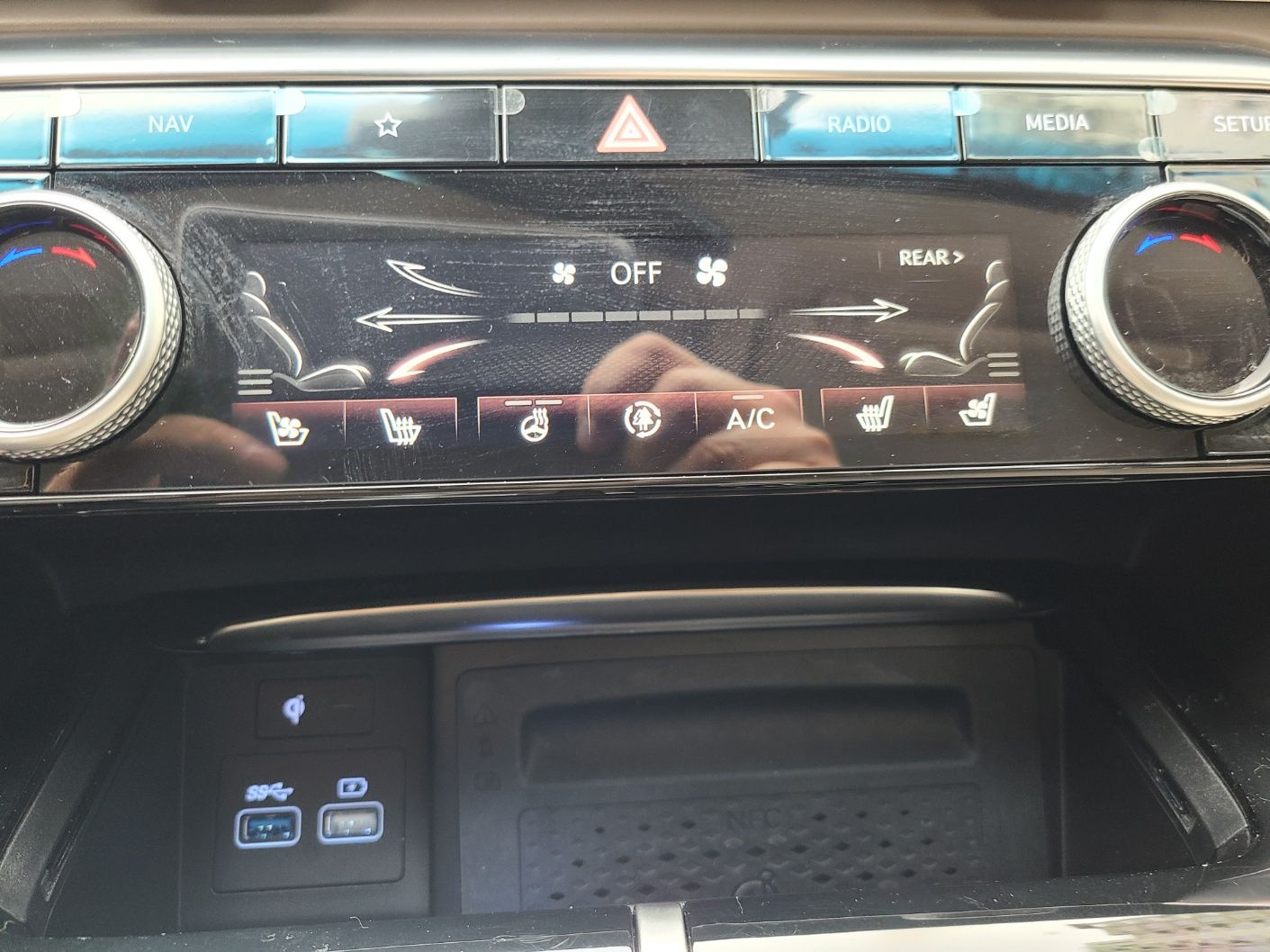 GENESIS GV80 2023
