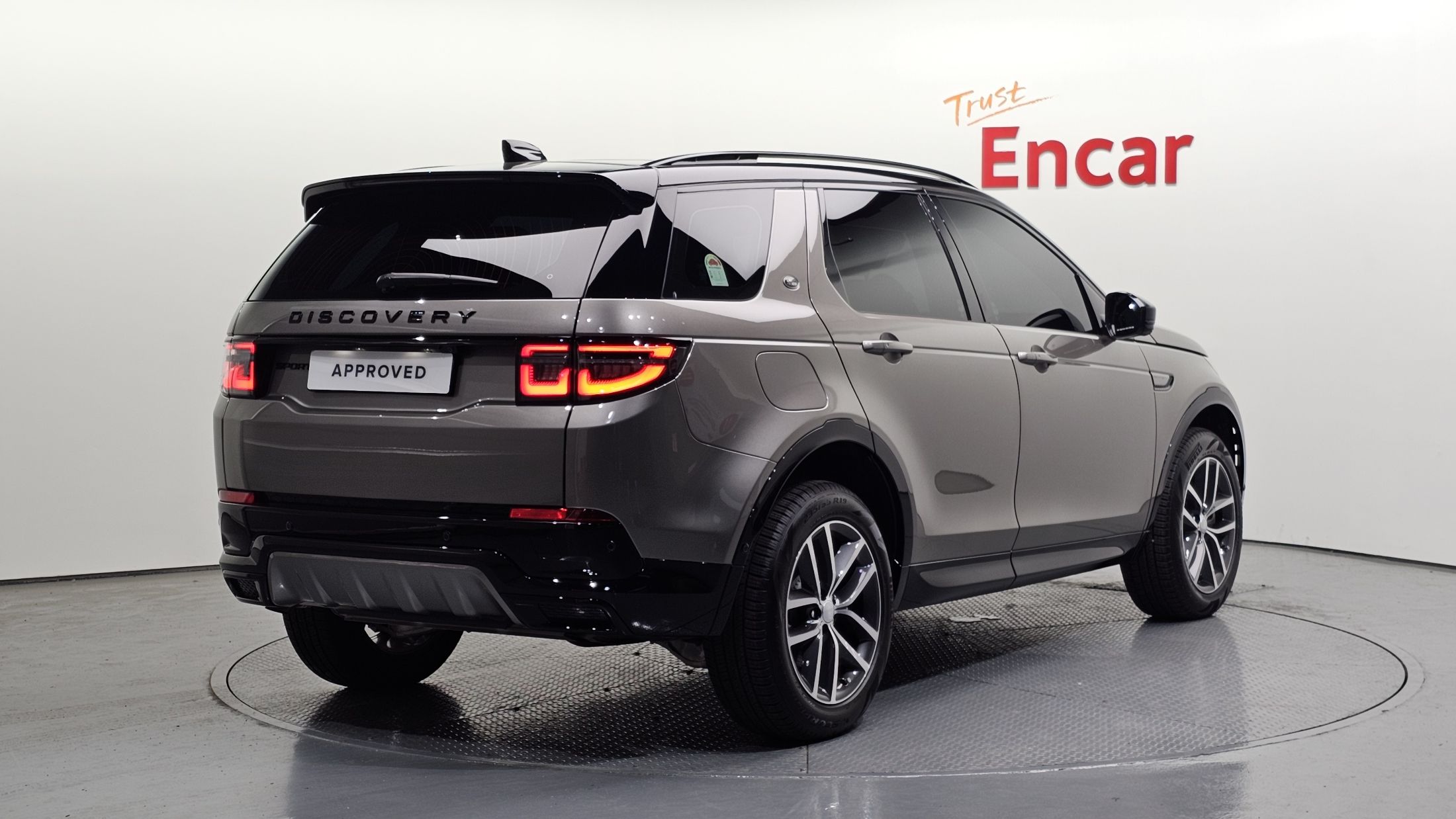LAND ROVER DISCOVERY SPORT 2024