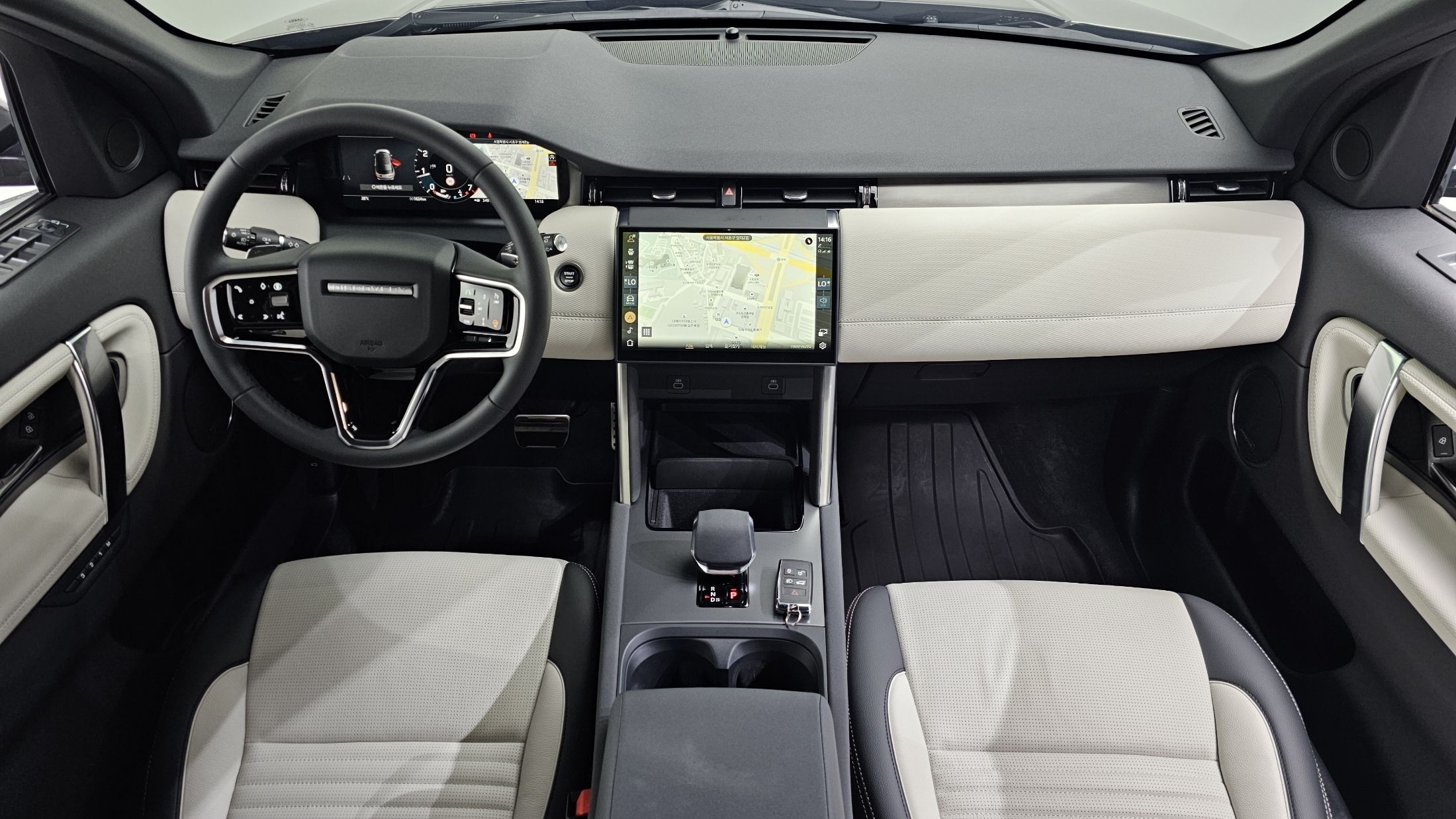 LAND ROVER DISCOVERY SPORT 2024