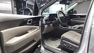 KIA CARNIVAL 2025