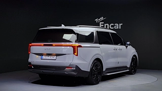 KIA CARNIVAL 2025