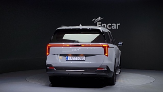 KIA CARNIVAL 2025