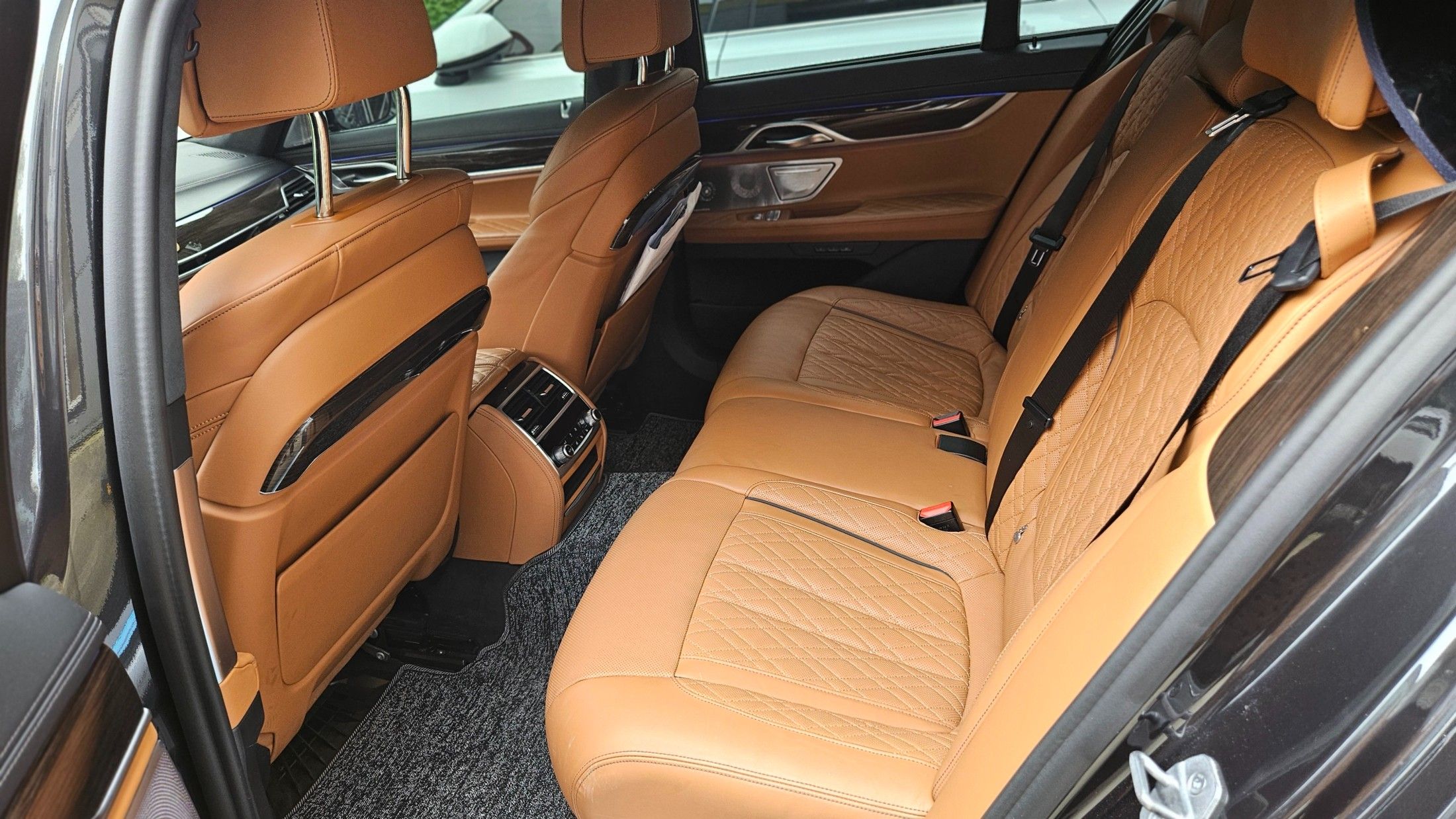 BMW 7-SERIES G11 2022