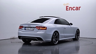 AUDI RS5 2012