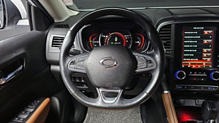 SAMSUNG QM6 2022
