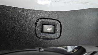 SAMSUNG QM6 2022