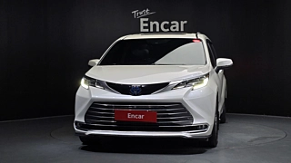 TOYOTA SIENNA 2021
