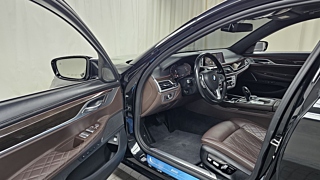 BMW 7-SERIES G11 2019
