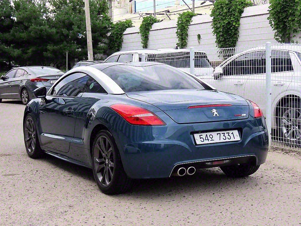 PEUGEOT RCZ 2011