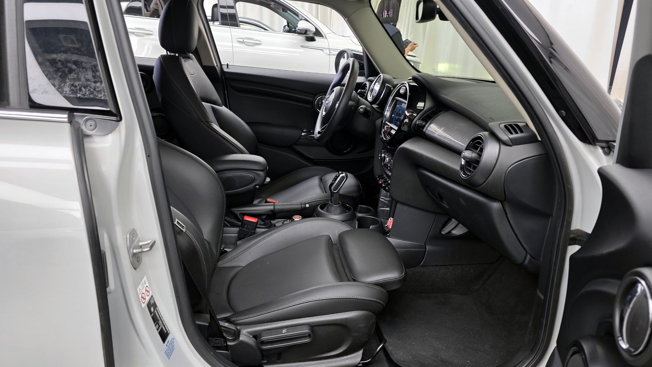 MINI COOPER 2019