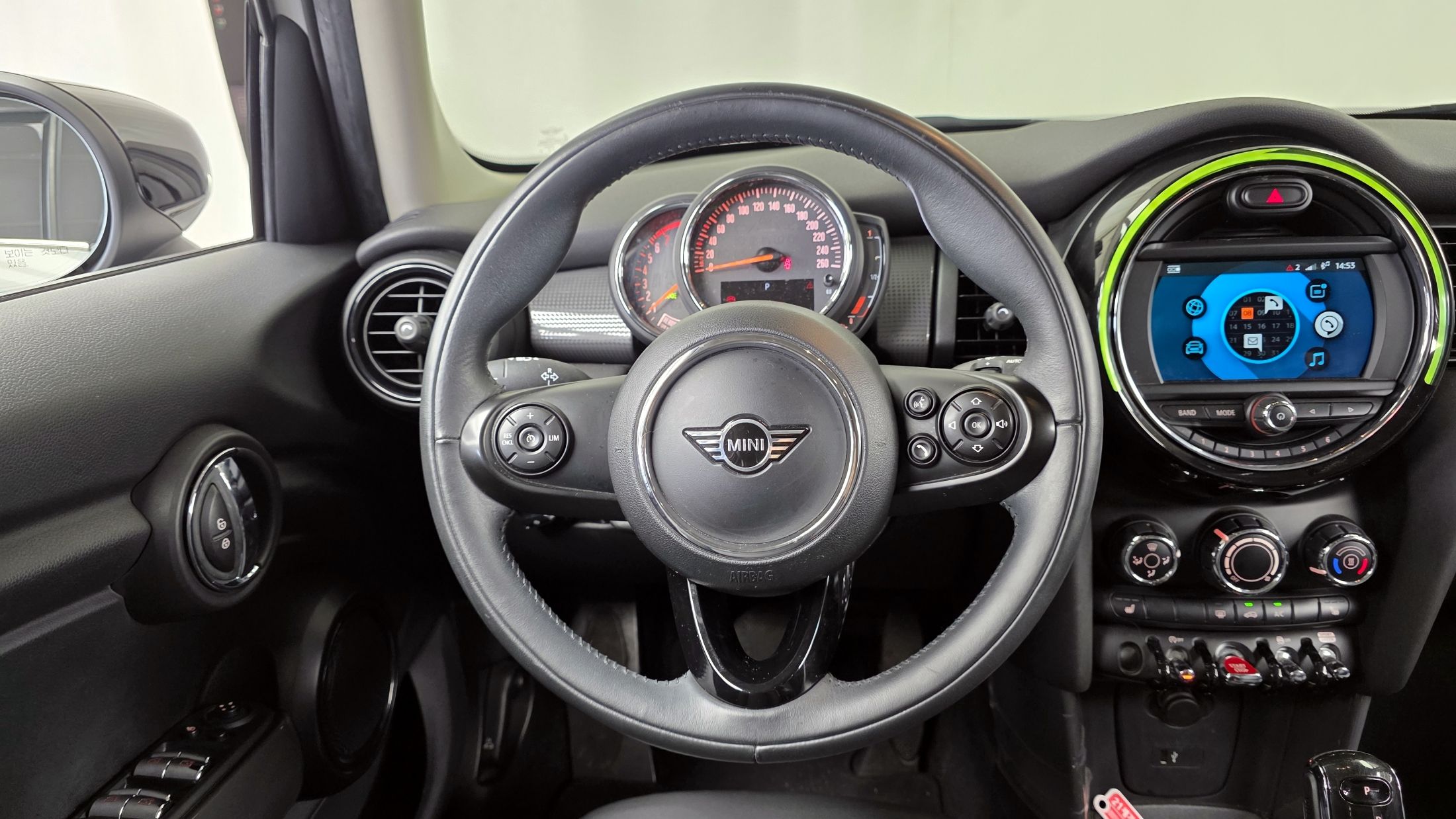 MINI COOPER 2019