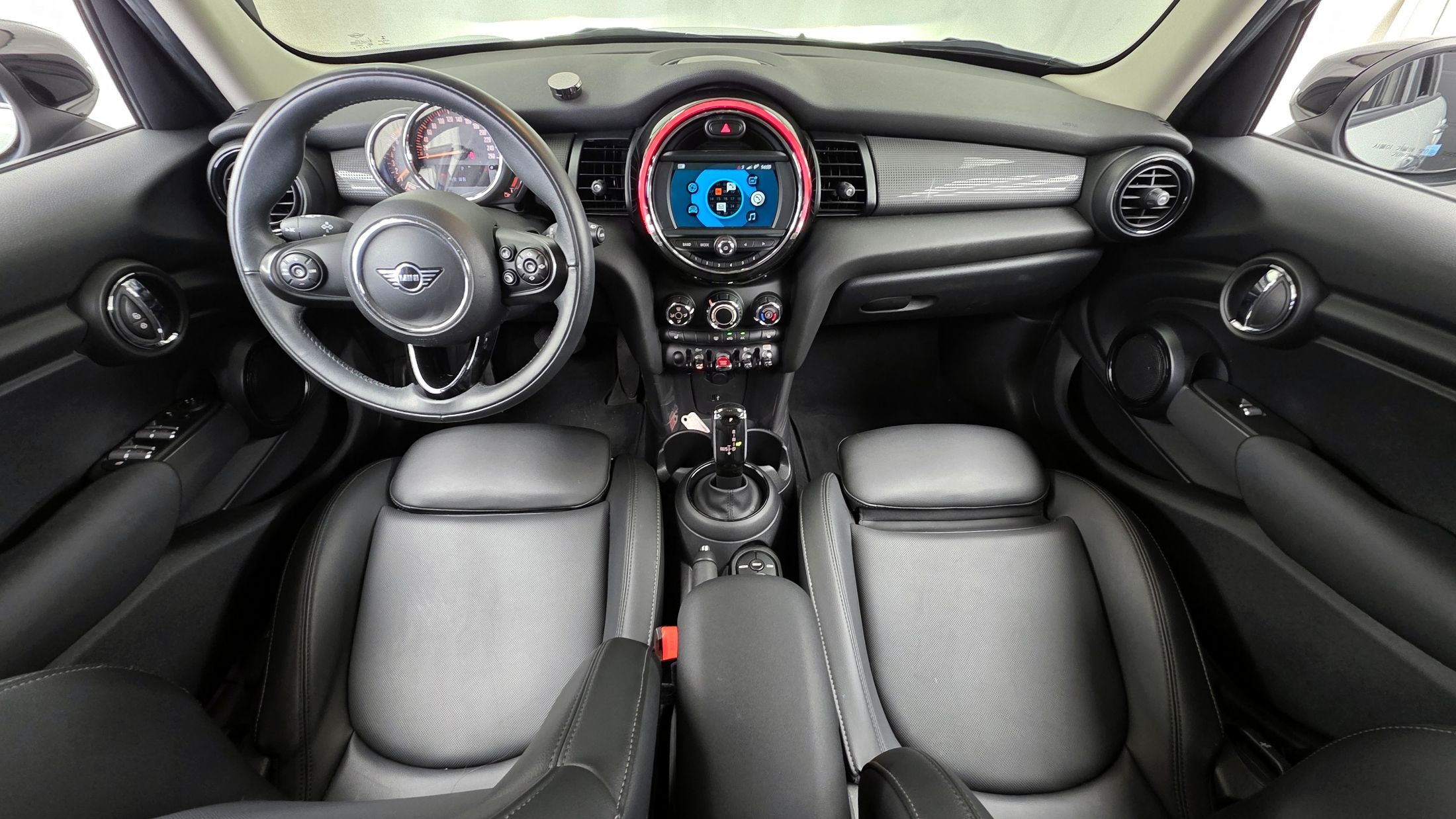 MINI COOPER 2019