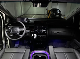 HYUNDAI STARIA 2025