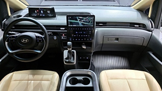 HYUNDAI STARIA 2024
