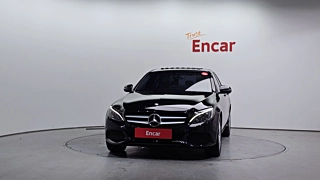 MERCEDES BENZ C-CLASS W205 2016